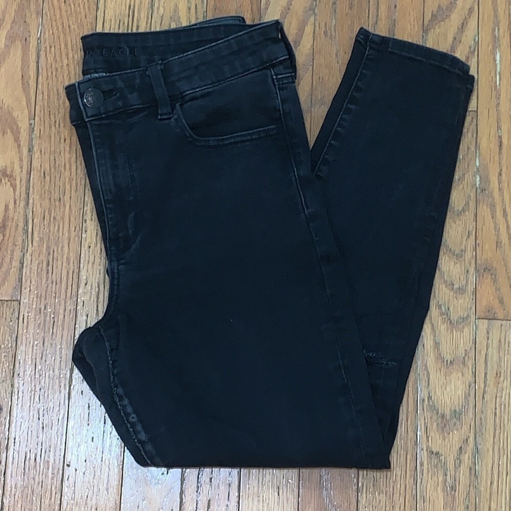American Eagle Black Distressed High Rise Skinny Jeans Women Size 8 Short